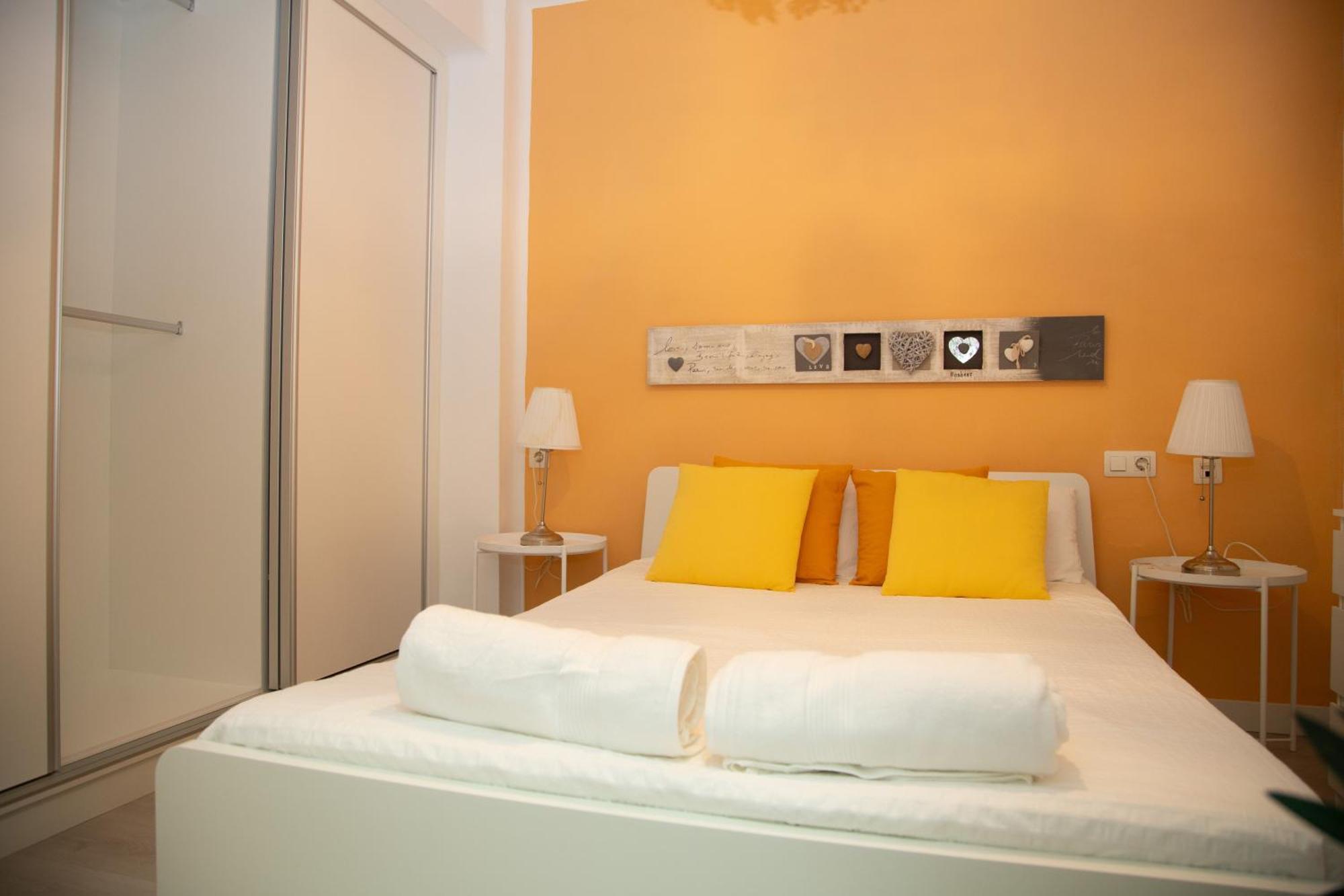 Apartamento En La Merced Malaga Bagian luar foto